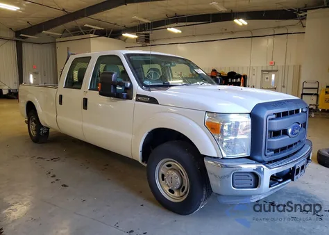 2015 Ford F250 Super Duty z USA, uszkodzony, nr VIN 1FT7W2A67FEB56897